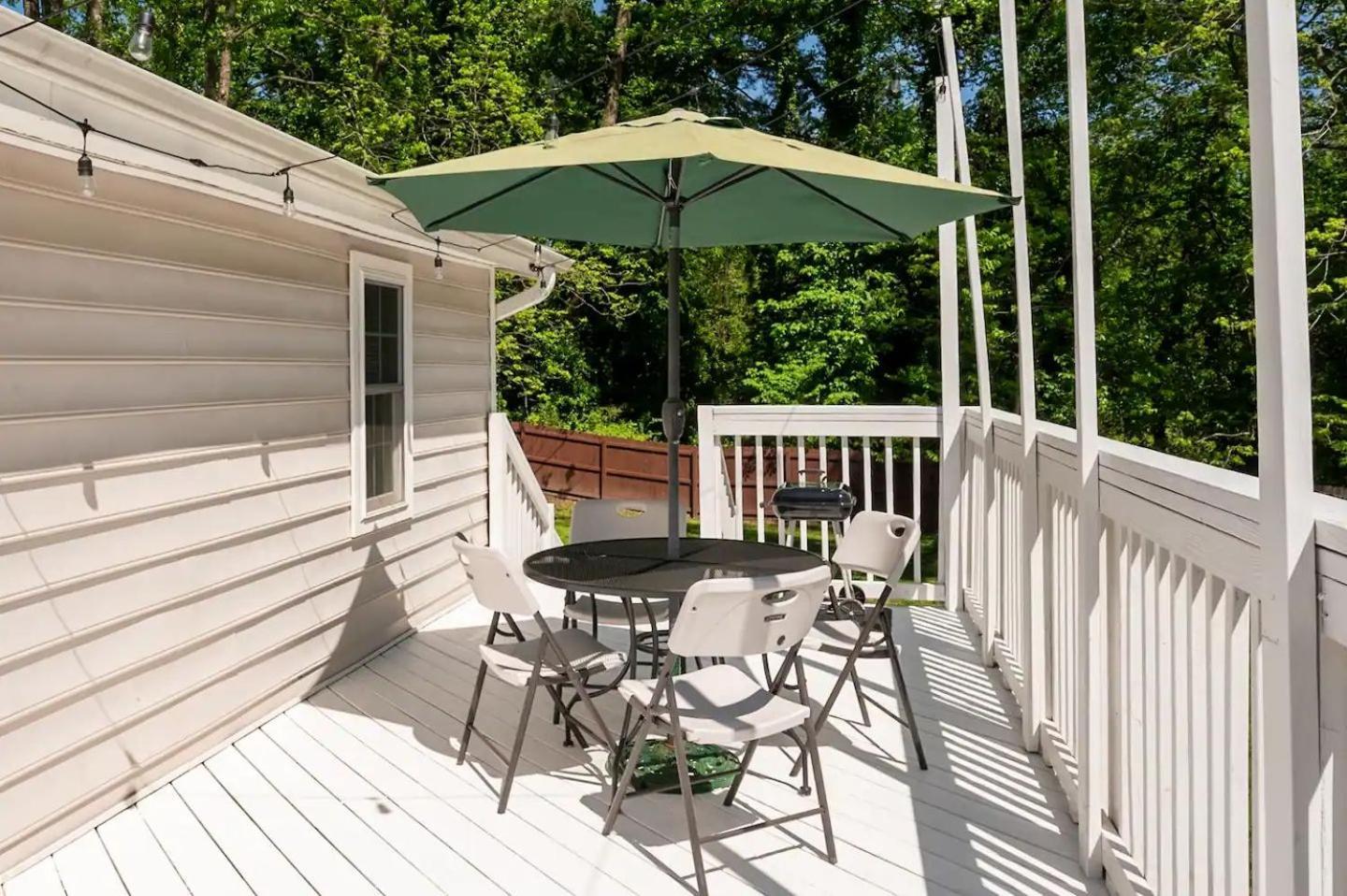 Modern 3-Bedroom, Big Fence Yard, Pets Stay Free Durham Exterior foto
