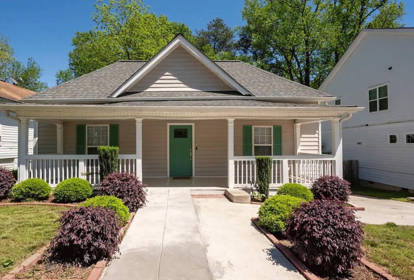 Modern 3-Bedroom, Big Fence Yard, Pets Stay Free Durham Exterior foto
